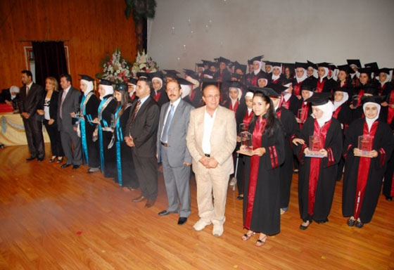 حفلة تكريم طالبات الشهادتين .. الثانوية والتعليم الأساسي لعام 2010 